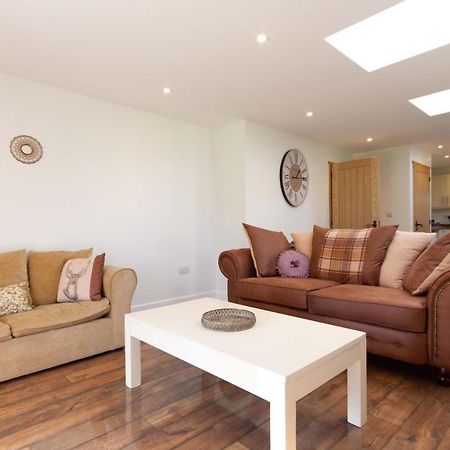 Breckland Cottage - Secluded Country Getaway Hockwold cum Wilton Exteriör bild